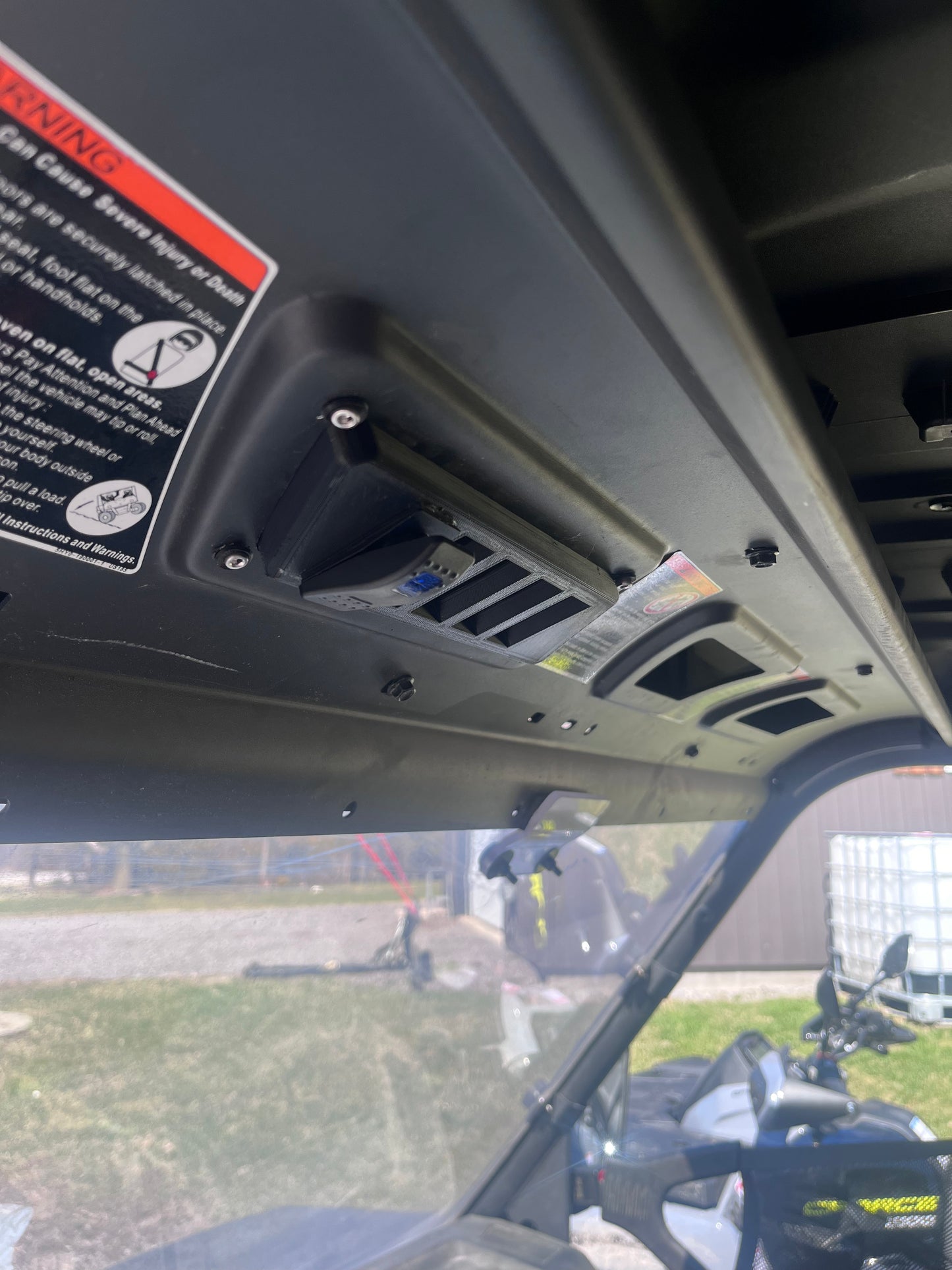 Uforce 1000 / 1000XL Switch Mounting Bracket