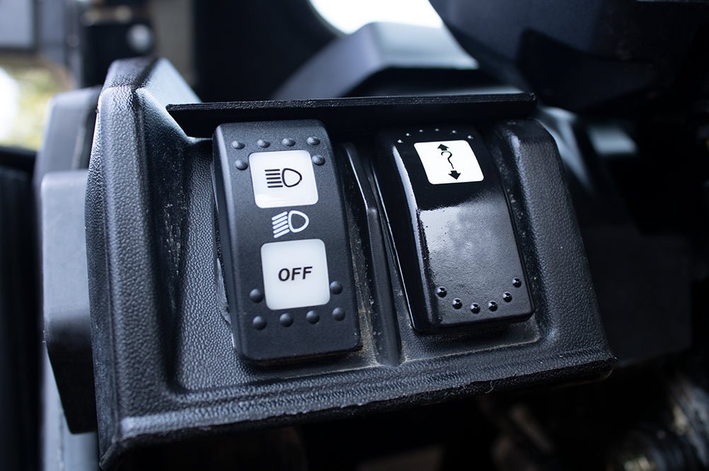 Can am maverick Sport / Trail switch cover - Mylifter Garage