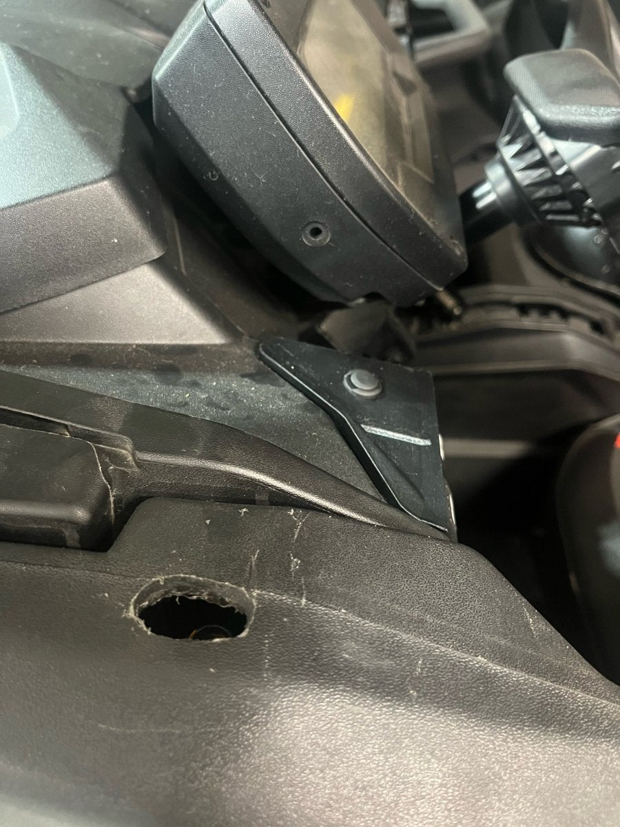 Can am maverick Sport / Trail switch cover - Mylifter Garage