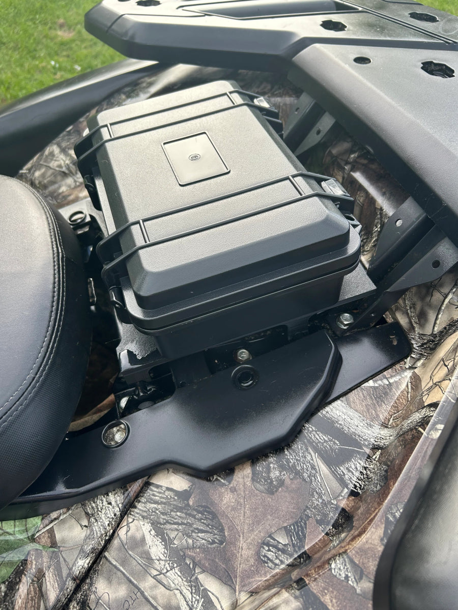 Cforce 600 - 800 - 1000 storage box - Mylifter Garage